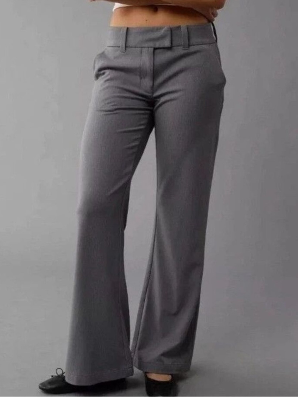 Women’s American Eagle gray flare trousers - size 0